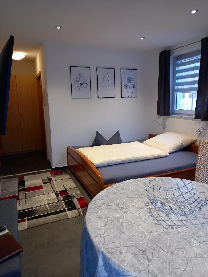 Cafe Und Pension Ringer Vilseck Екстер'єр фото