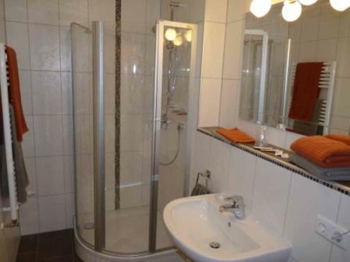 Cafe Und Pension Ringer Vilseck Екстер'єр фото