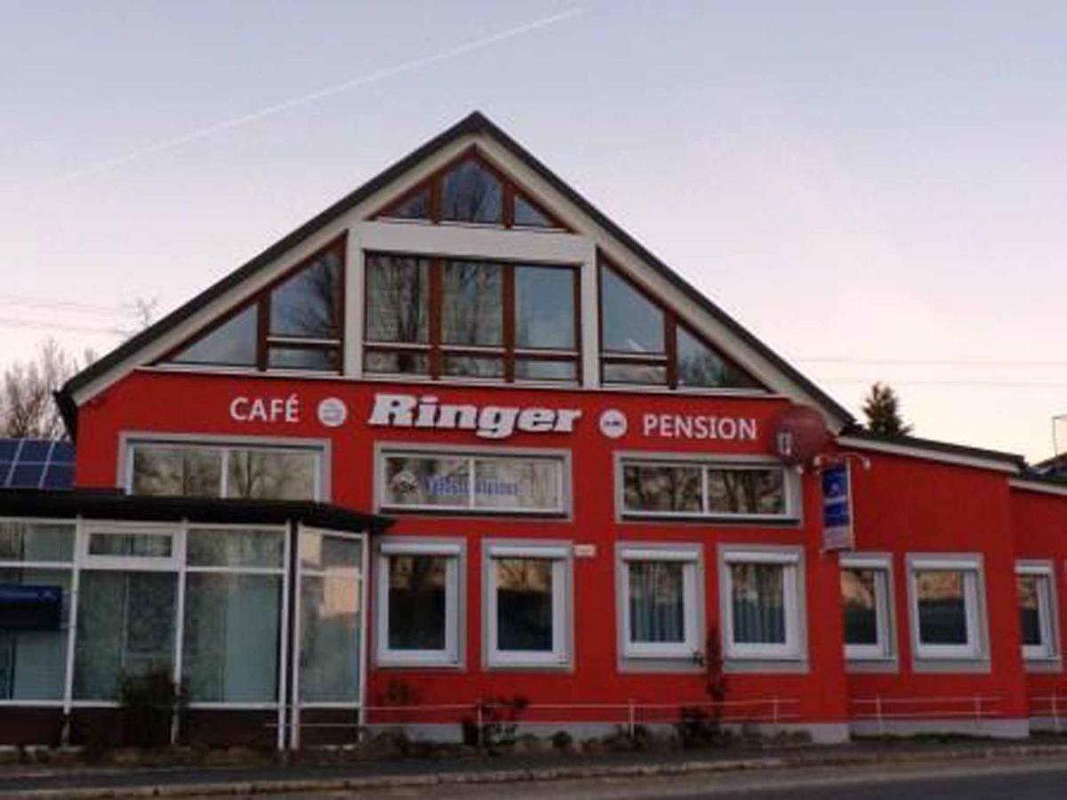Cafe Und Pension Ringer Vilseck Екстер'єр фото